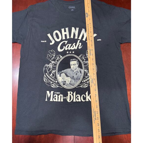Johnny Cash T-Shirt Man In Black Graphic Tee Short Sleeve Men’s L Large Country - Picture 3 of 6